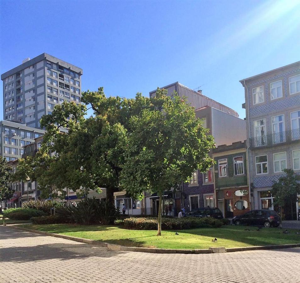 Downtown Porto Relaxed Apartment With Private Yard Eksteriør billede
