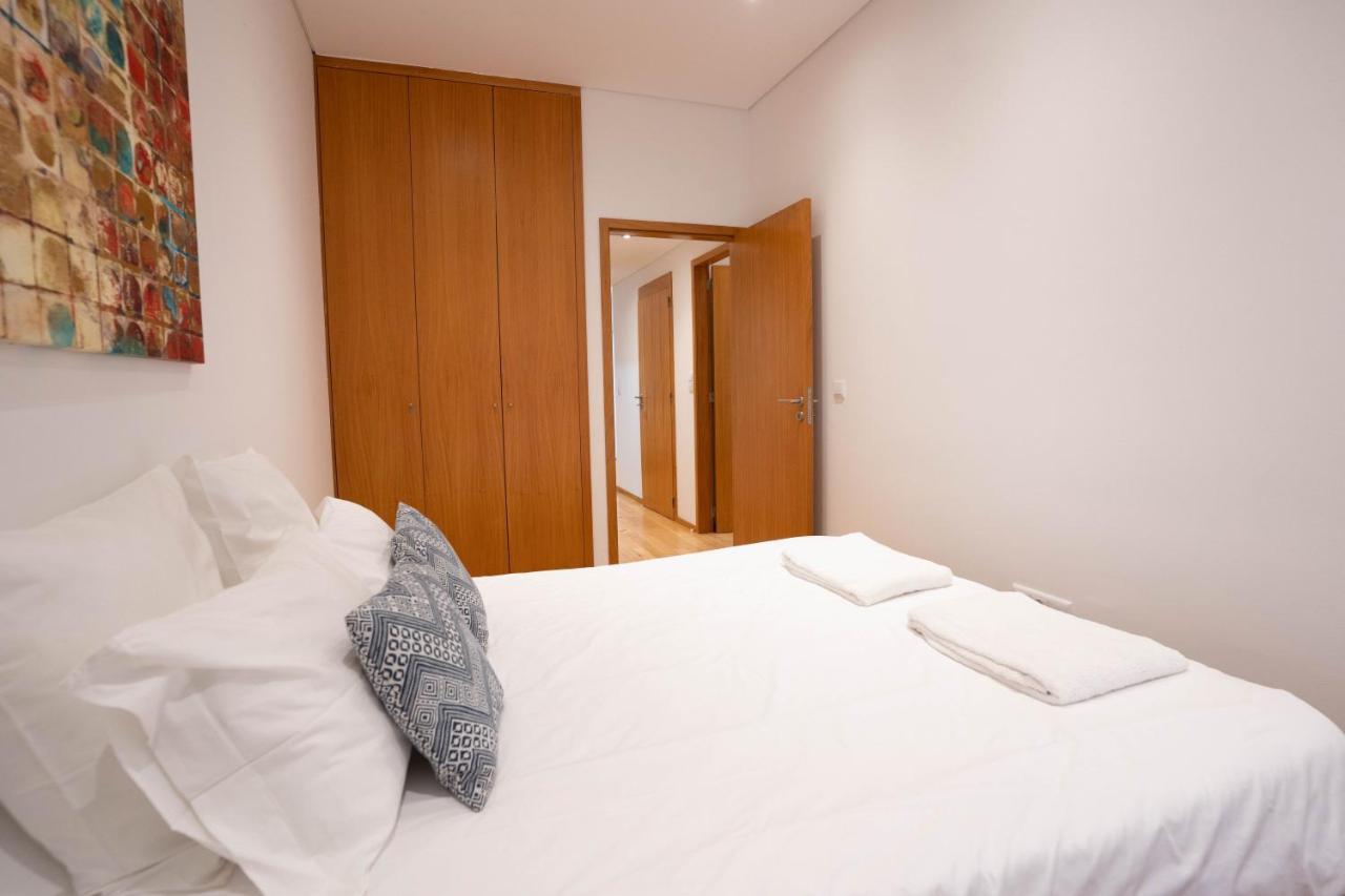 Downtown Porto Relaxed Apartment With Private Yard Eksteriør billede
